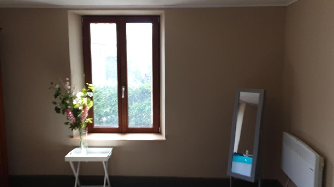 Au Pied Du Gazon Apartment Saint Maurice sur Moselle Bagian luar foto
