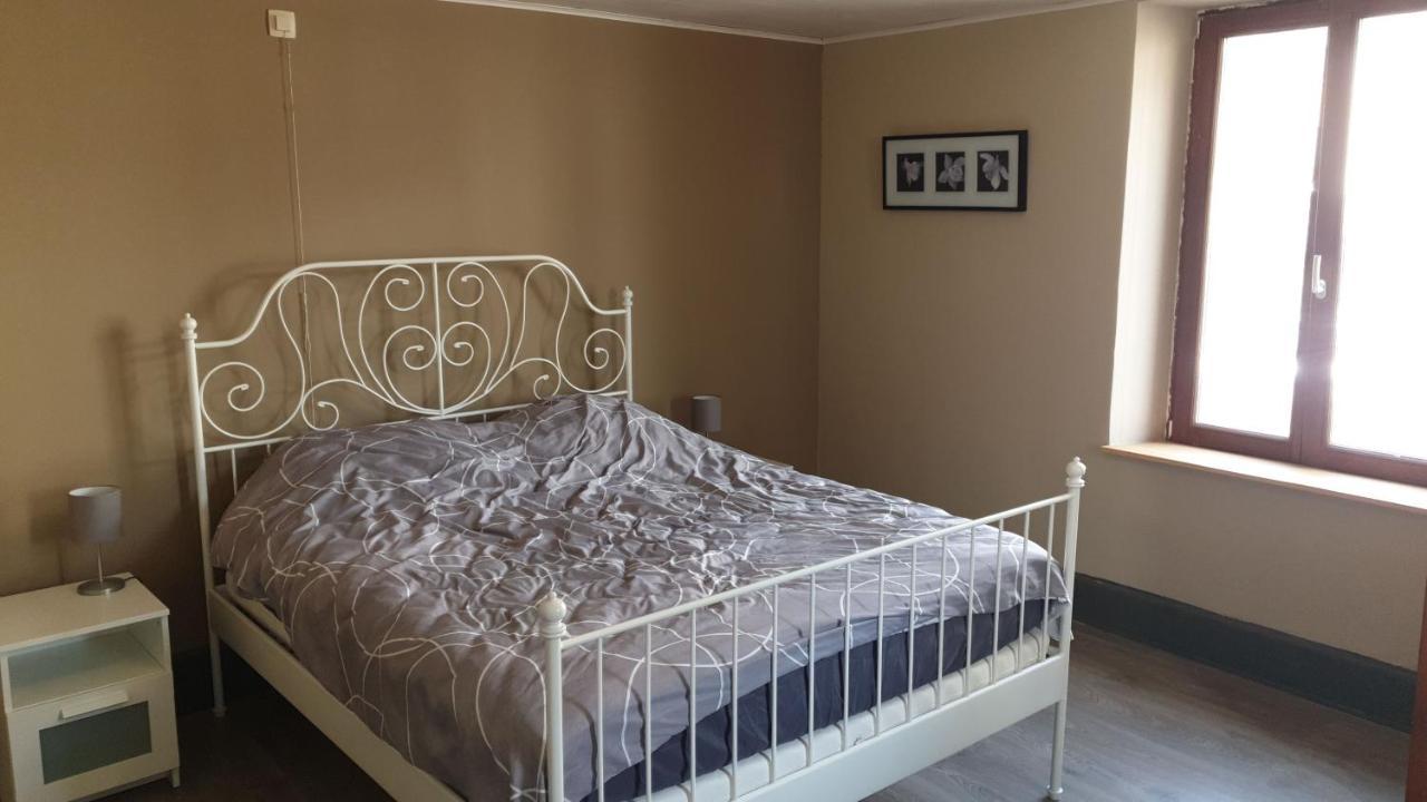 Au Pied Du Gazon Apartment Saint Maurice sur Moselle Bagian luar foto